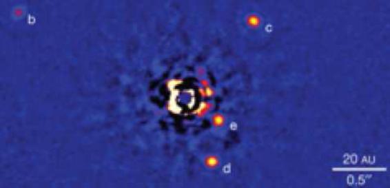 Foto del sistema planetario HR 8799