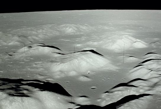 Foto de la Luna desde el Apolo 17